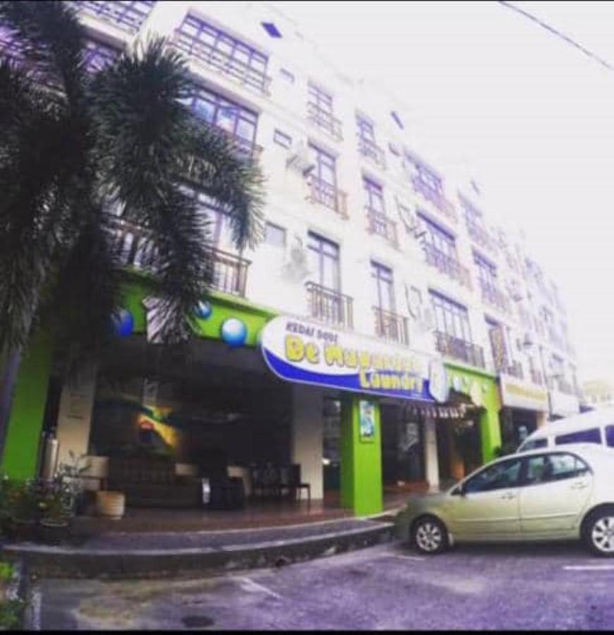 Oyo Home 90419 Sahar Guesthouse Malacca Екстериор снимка
