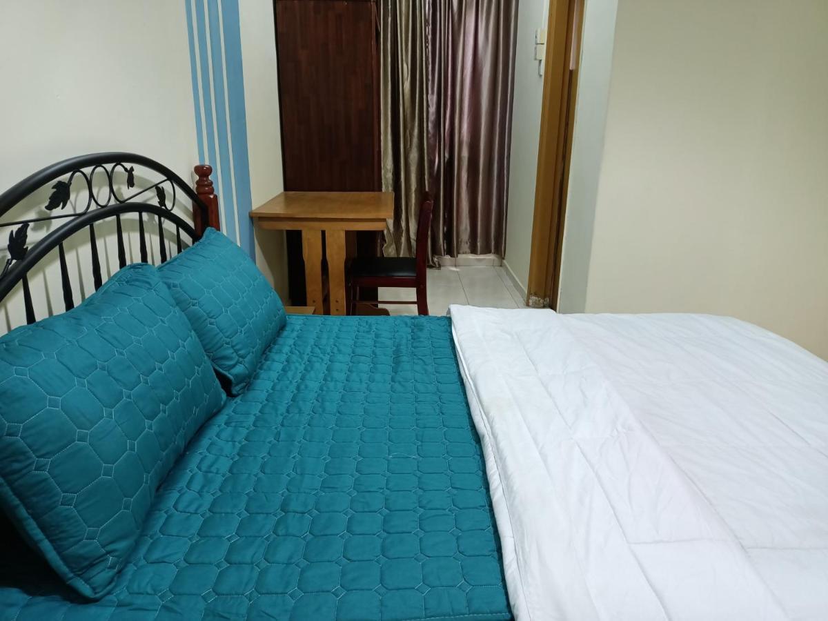 Oyo Home 90419 Sahar Guesthouse Malacca Екстериор снимка